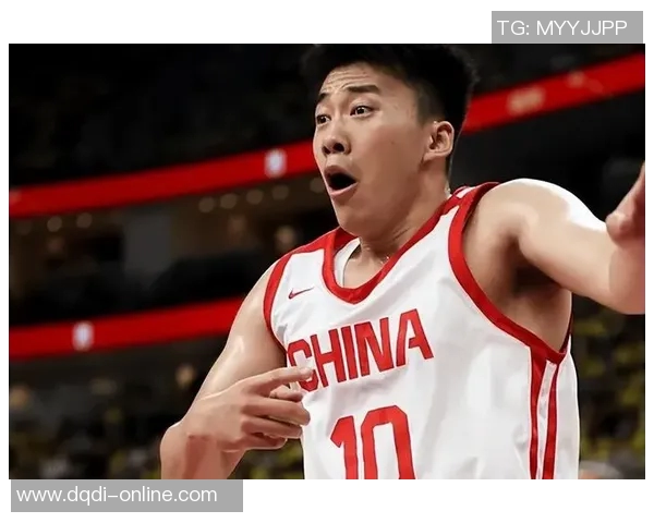 拉塞尔姚明双星退役回顾篮球传奇岁月与辉煌瞬间