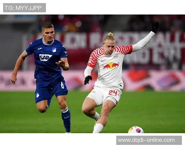 欧联杯激战拜仁与莱比锡零平补时进球瞬间点燃全场气氛