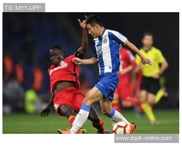 国王杯激战回顾AC米兰与尤文图斯0比0平局绝杀瞬间引发全场热烈反响