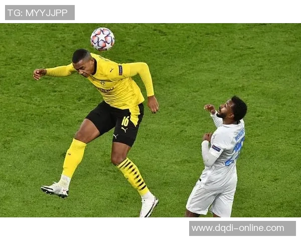 英超激战：多特蒙德与莱比锡2-2平红牌争议引发全场热议