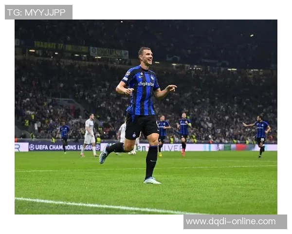 国王杯精彩对决里昂大胜波尔图乌龙球引发全场狂欢 国王杯精彩对决里昂大胜波尔图乌龙球引发全场狂欢