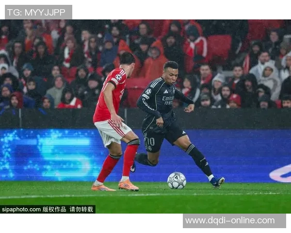 英超热刺逆转本菲卡红牌争议引发全场热议精彩十大进球回顾