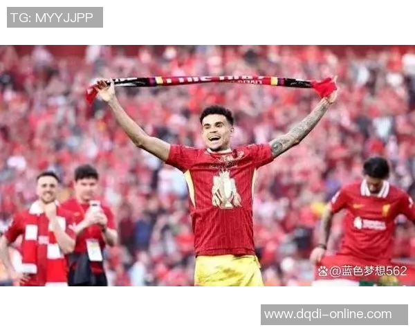 中超热战：利物浦大胜拜仁红牌事件引发全场轰动与转会传闻