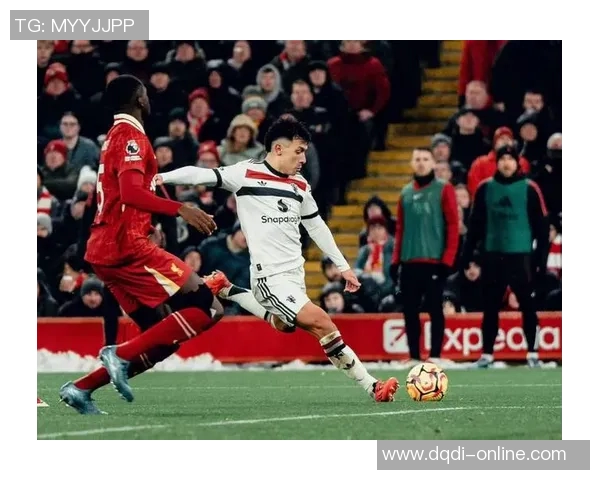 国王杯激战巴黎圣日耳曼险胜波尔图乌龙球成比赛转折点分析